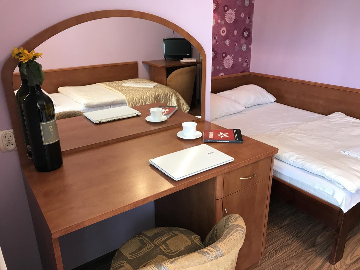 Gosciniec Kukle住宿加早餐旅馆 外观 照片